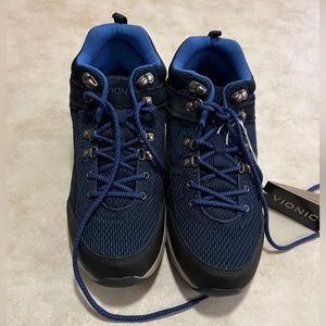 Vionic Cypress Trail Walker - Blue - size 8.5